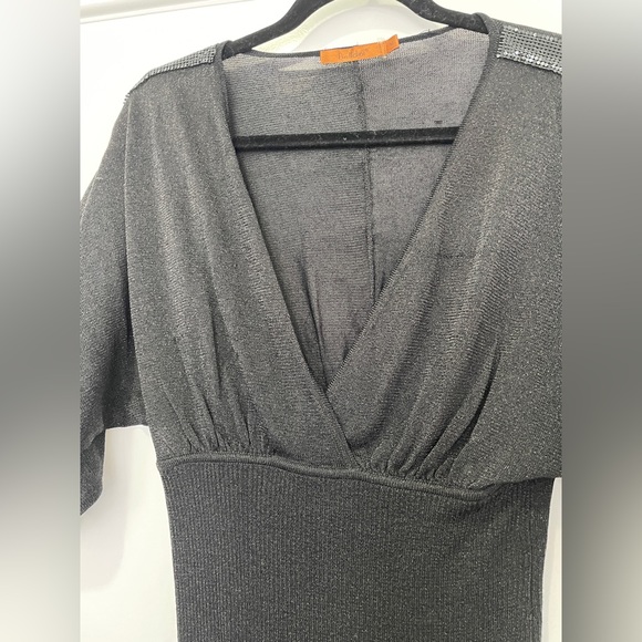 Belldini Black Deep V-Neck Batwing Sleeve Top Fitted Waist Ruched Blouse Size M - Picture 10 of 12